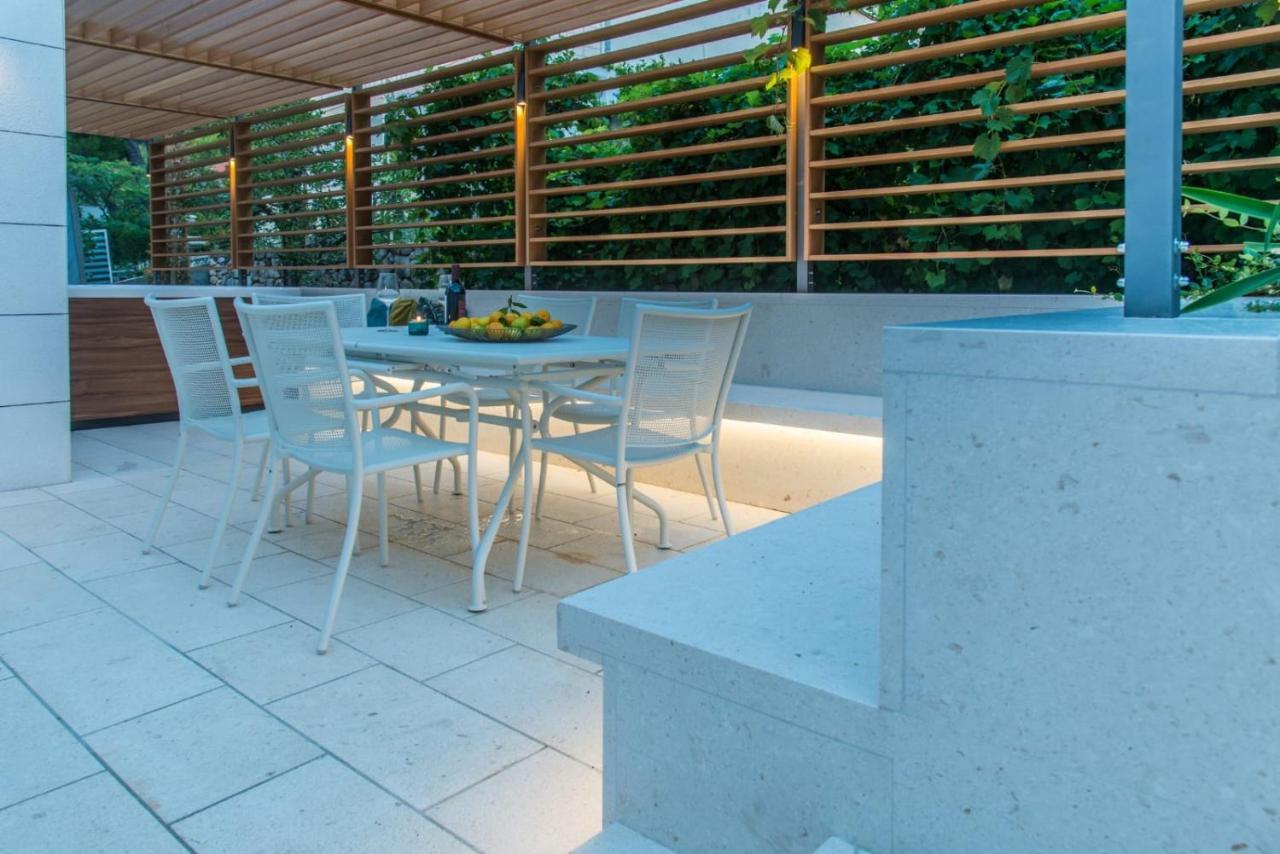Apartments Villa Medic Brela Eksteriør billede