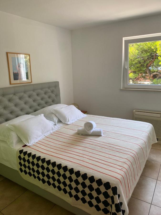 Apartments Villa Medic Brela Eksteriør billede