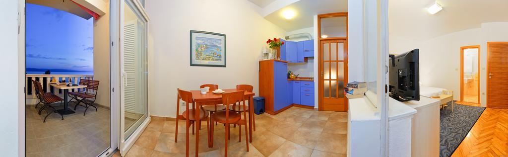 Apartments Villa Medic Brela Eksteriør billede